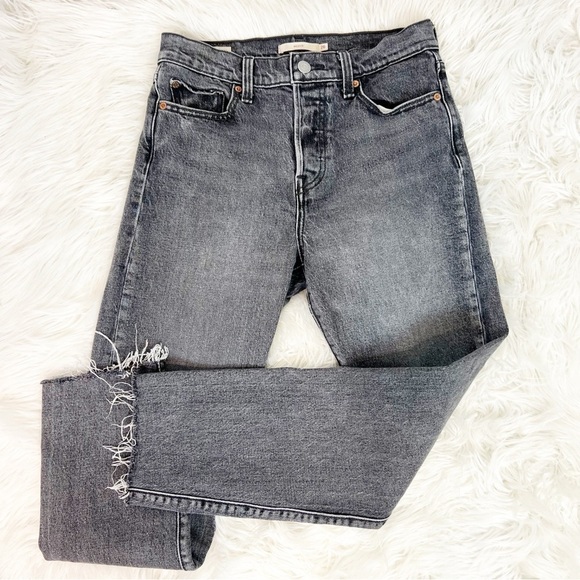 LEVI’S GRAY WEDGIE RAW HEM BUTTON FLY HIGH RISE JEANS WOMENS SZ 26 - Picture 7 of 7